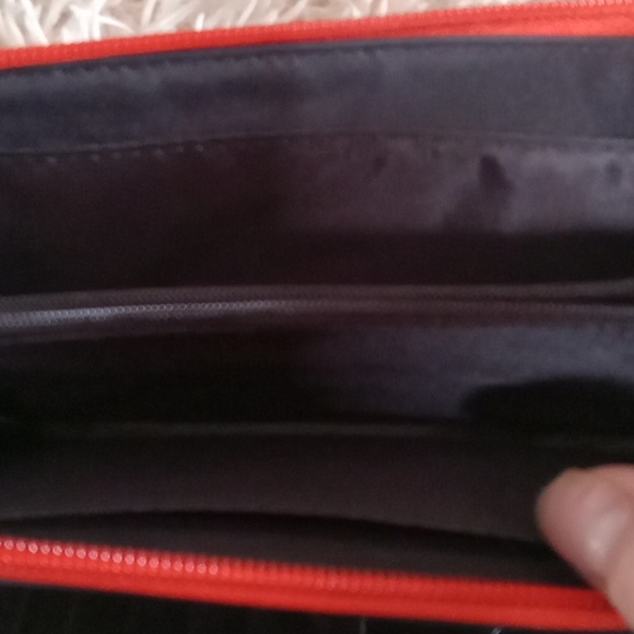 Kenneth Cole wallet - Picture 3 of 4